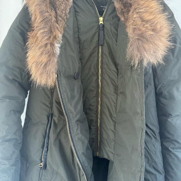 Mackage x Barney's New York Kay Down Coat Large - Picture 6 of 13